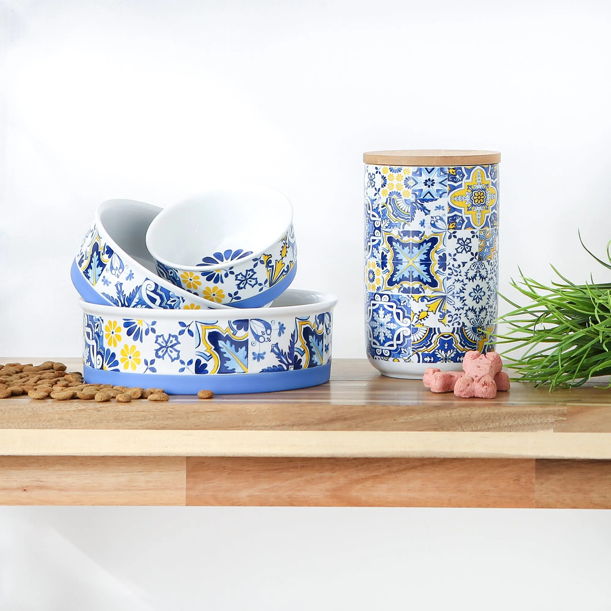 Azulejos Tile Pet Bowl Set of 2, Large 3.75 C. Capacity