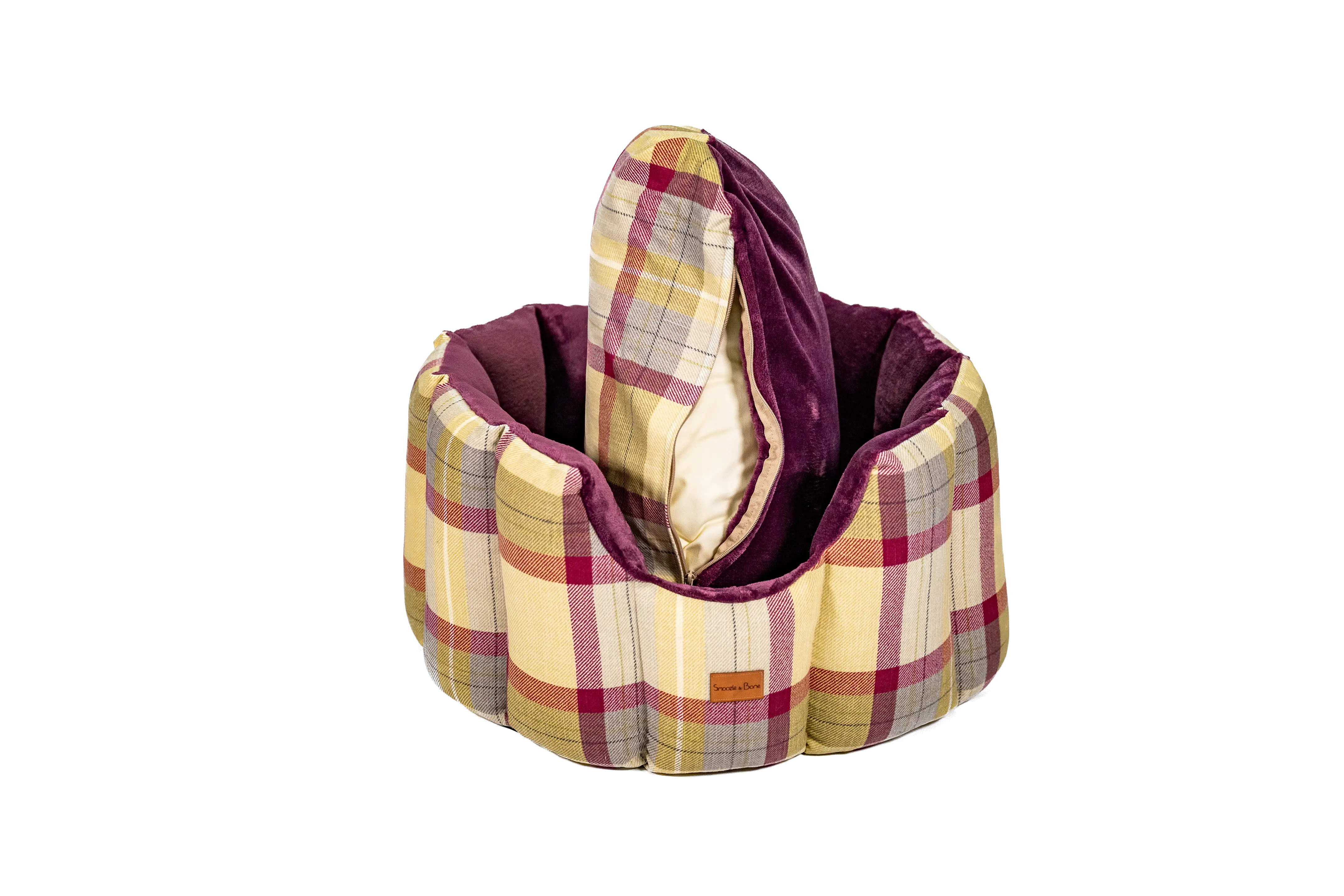 Checked Hand-Made Cave Dog Bed