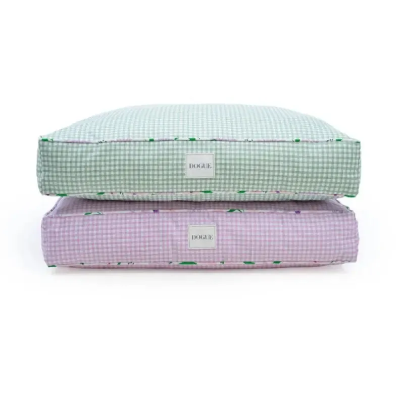 DOGUE Gingham Floor Dog Cushion