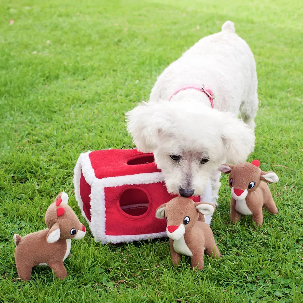 ZippyPaws Dog Toy Holiday Burrow Reindeer Pen